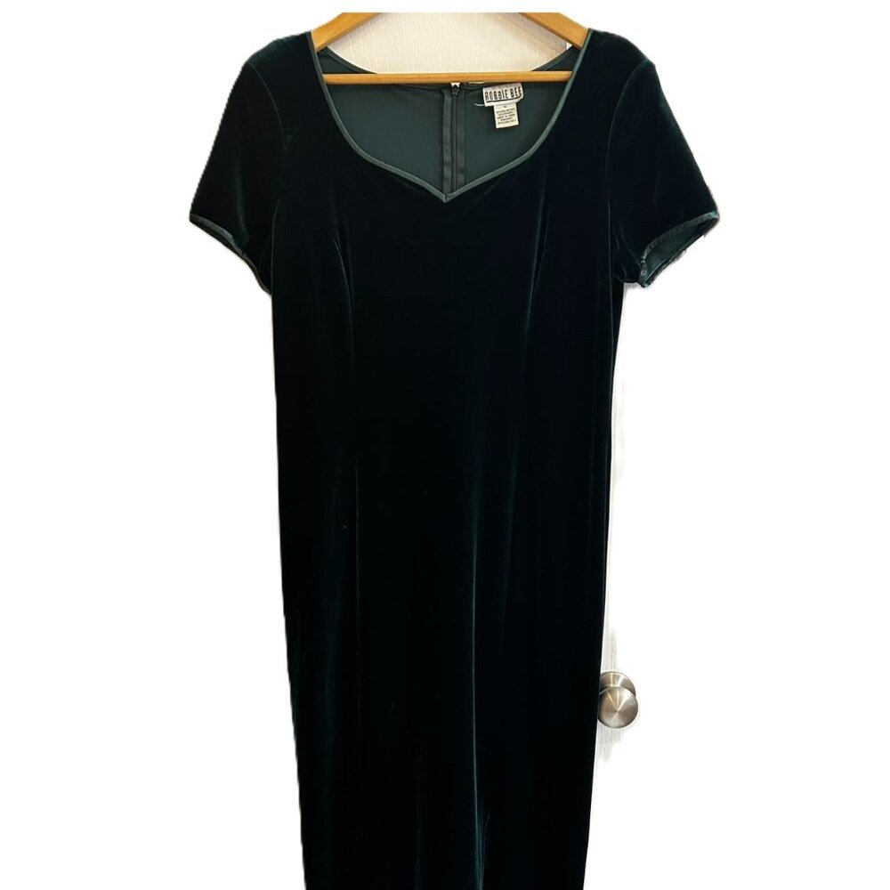 Robbie Bee Maxi Stretch Velvet Dress